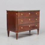 1341 8195 CHEST OF DRAWERS